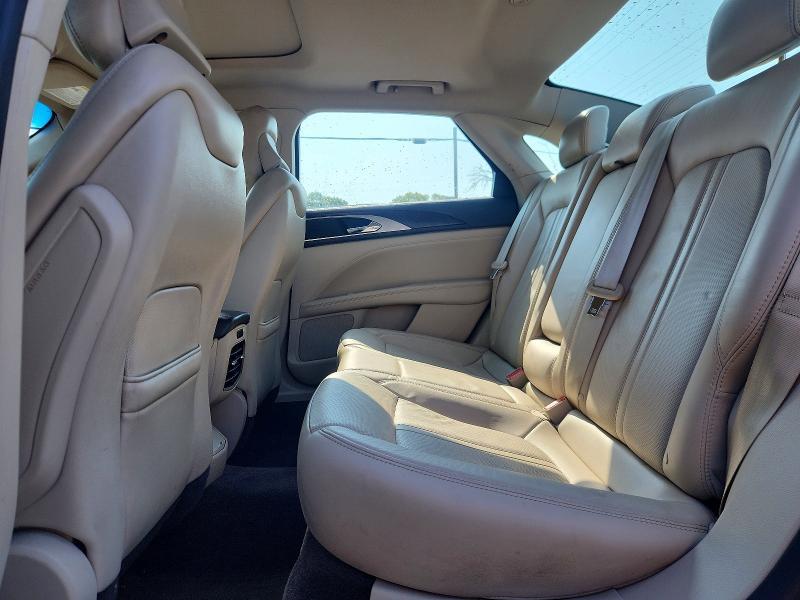 2017 LINCOLN MKZ RESERVE — Фото 10 из 12