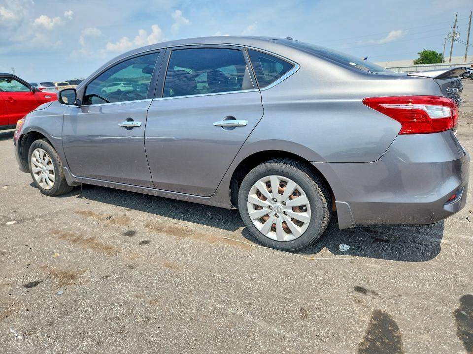2016 NISSAN SENTRA SV — Фото 2 из 12