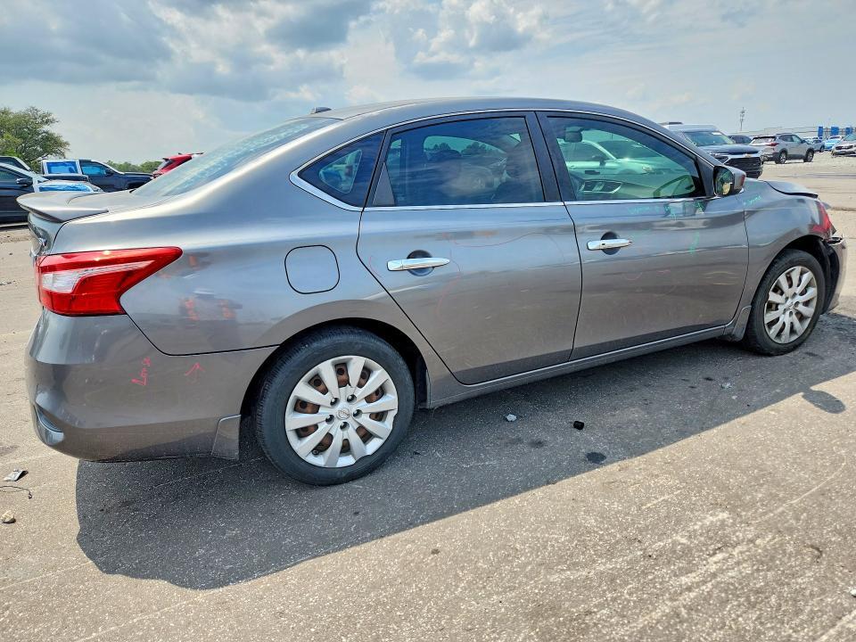 2016 NISSAN SENTRA SV — Фото 3 из 12