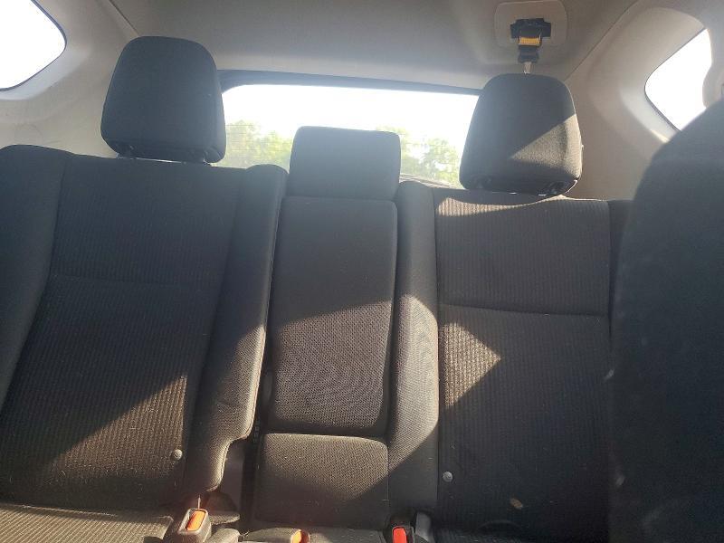 2016 TOYOTA RAV4 LE — Фото 10 из 13