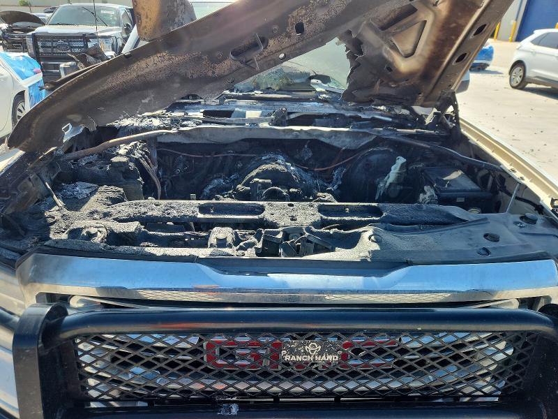 2016 GMC SIERRA K1500 SLT — Фото 11 из 12