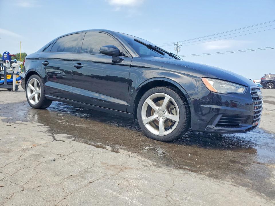 2015 AUDI A3 PREMIUM — Фото 4 из 13