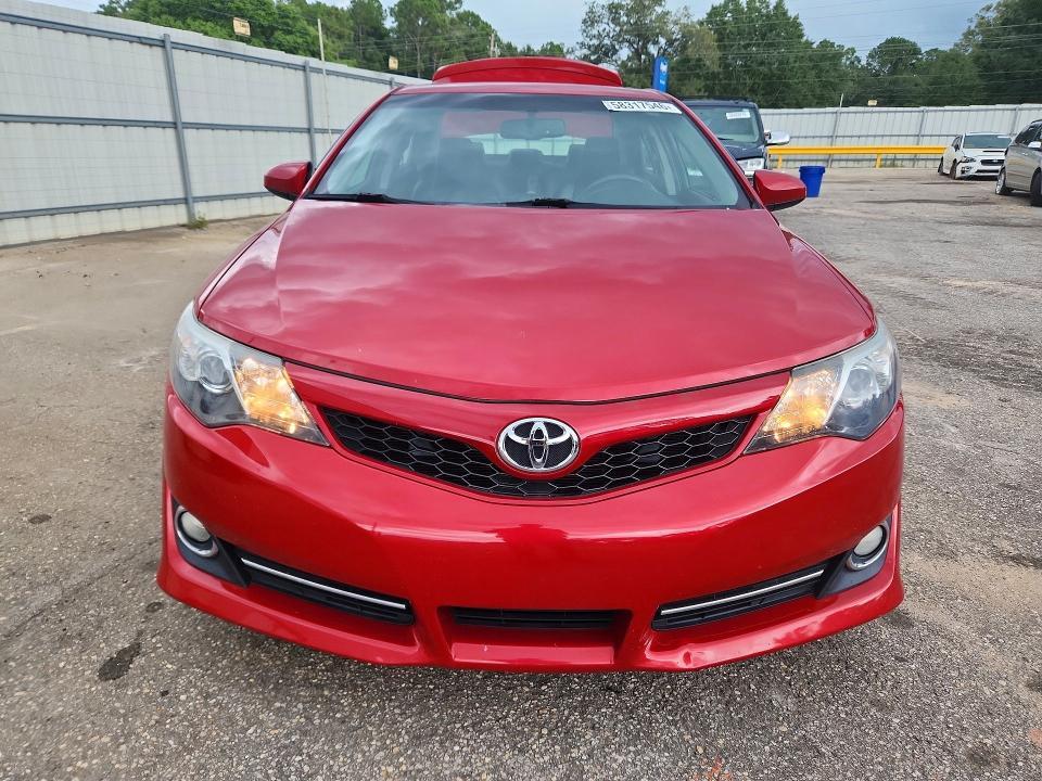 2014 TOYOTA CAMRY SE — Фото 5 из 12