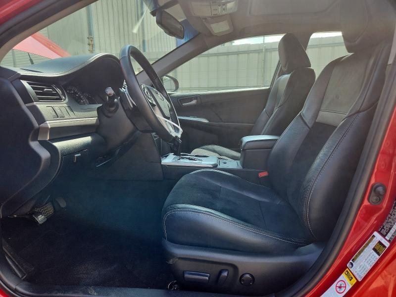2014 TOYOTA CAMRY SE — Фото 7 из 12