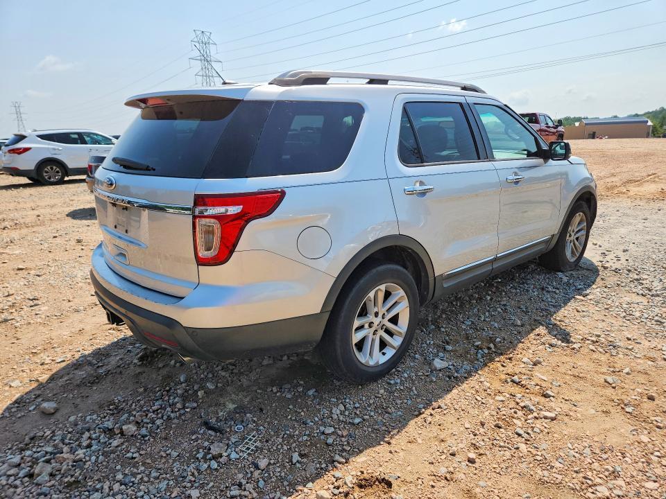 2012 FORD EXPLORER XLT — Фото 3 из 13