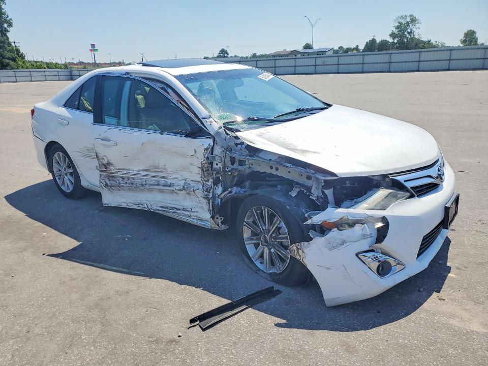 2012 TOYOTA CAMRY HYBRID XLE — Фото 4 из 12