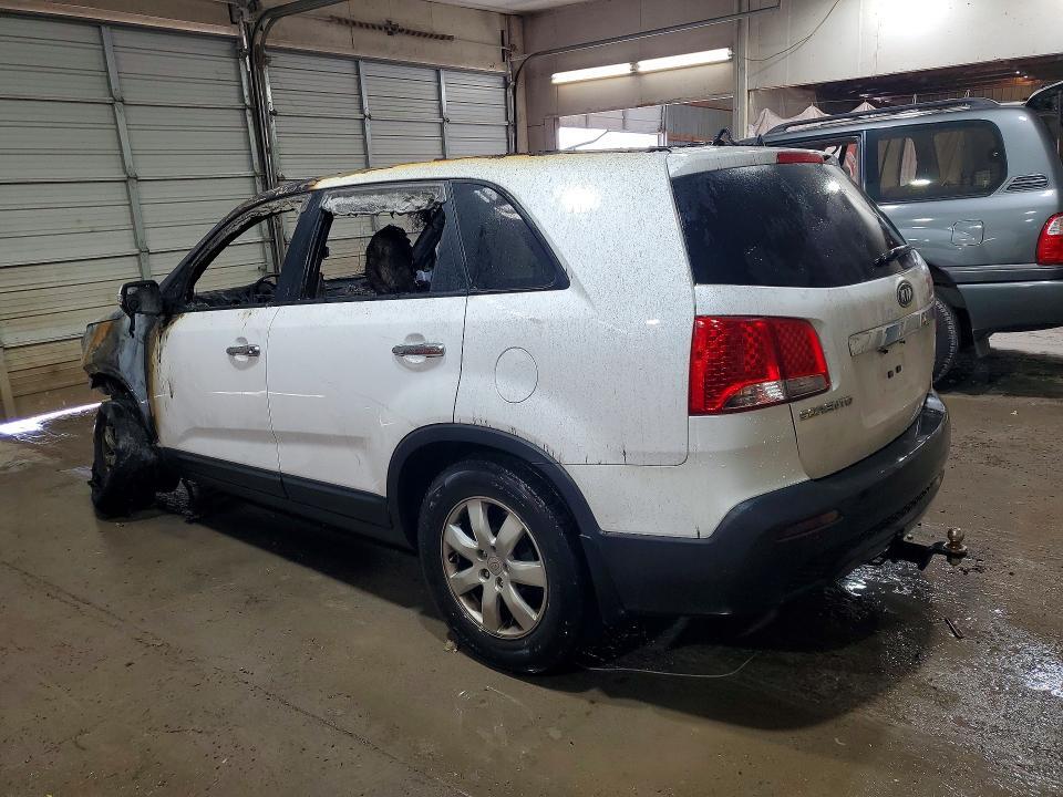 2011 KIA SORENTO LX — Фото 2 из 13