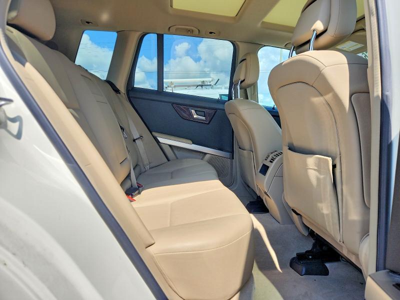 2010 MERCEDES-BENZ GLK 350 — Фото 11 из 13