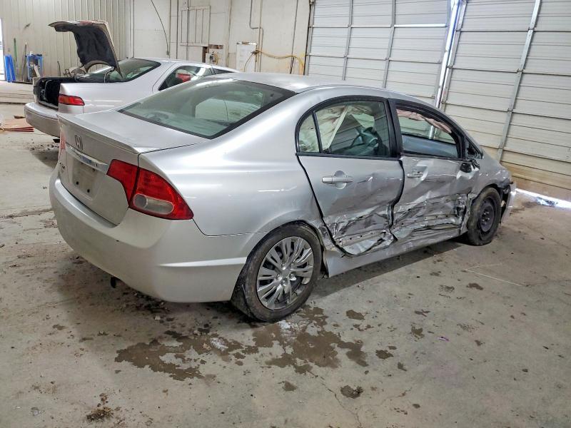 2010 HONDA CIVIC LX — Фото 3 из 13