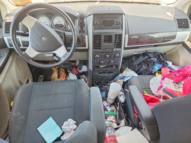 2010 DODGE GRAND CARAVAN SXT — Фото 16 из 16