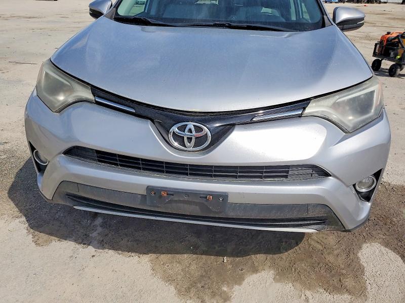 2016 TOYOTA RAV4 XLE — Фото 12 из 13