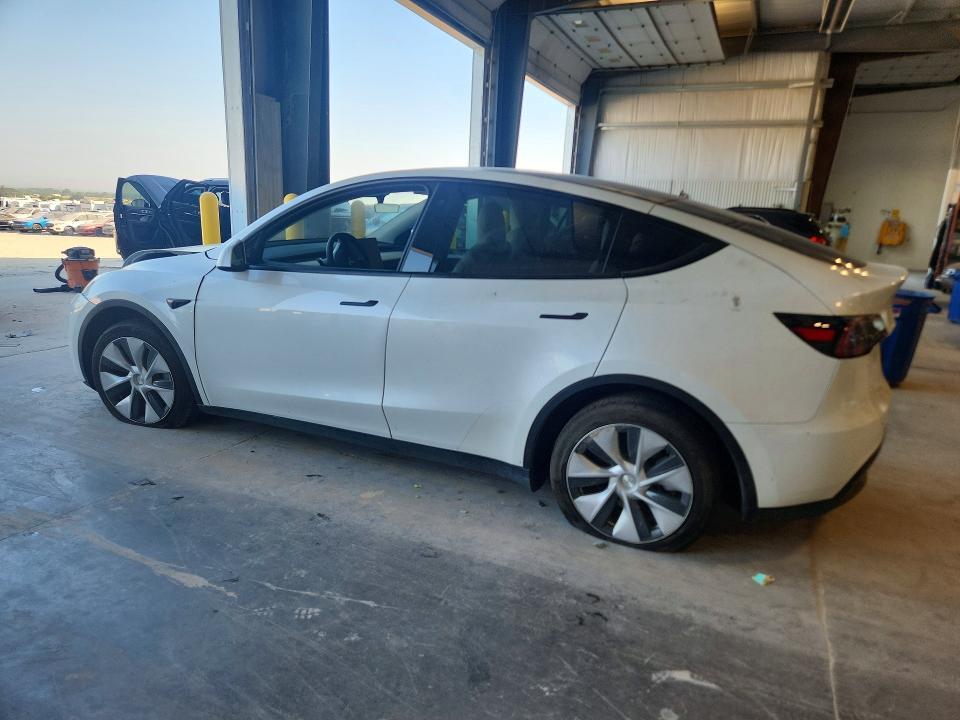 2023 TESLA MODEL Y — Фото 2 из 12