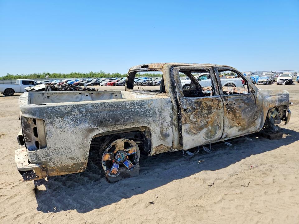 2018 CHEVROLET SILVERADO K1500 LT — Фото 3 из 11