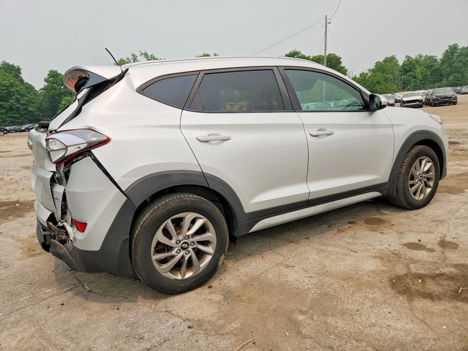 2017 HYUNDAI TUCSON SE — Фото 3 из 13