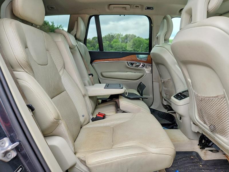 2016 VOLVO XC90 T6 — Фото 11 из 14