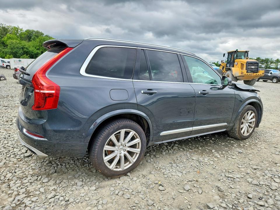 2016 VOLVO XC90 T6 — Фото 3 из 14