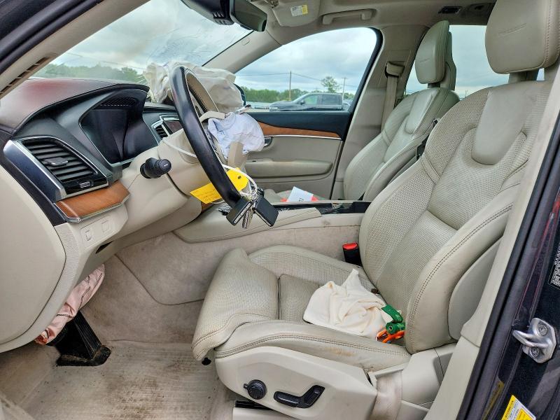 2016 VOLVO XC90 T6 — Фото 7 из 14