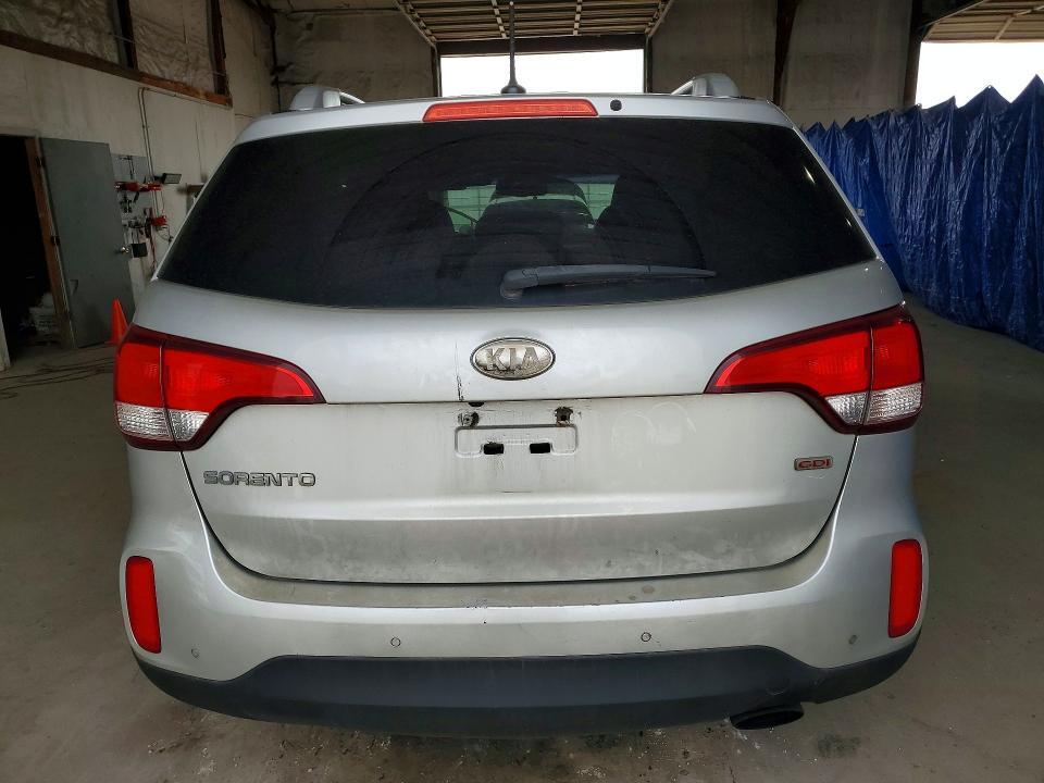 2014 KIA SORENTO LX — Фото 6 из 13