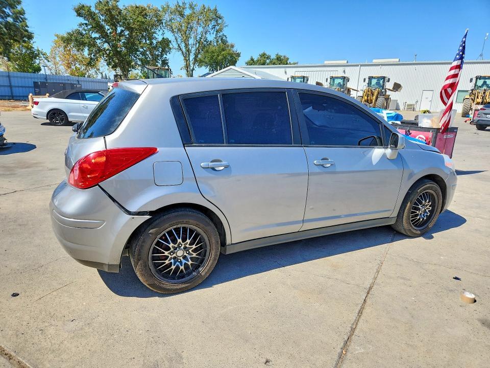 2012 NISSAN VERSA 1.8 S — Фото 3 из 12