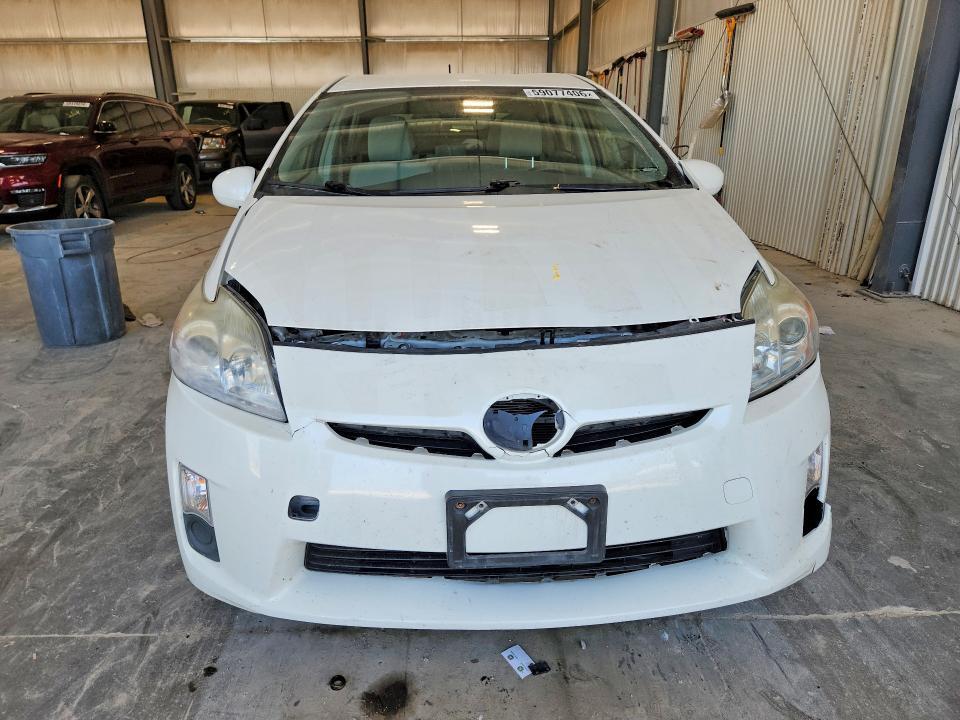 2011 TOYOTA PRIUS THREE — Фото 5 из 12