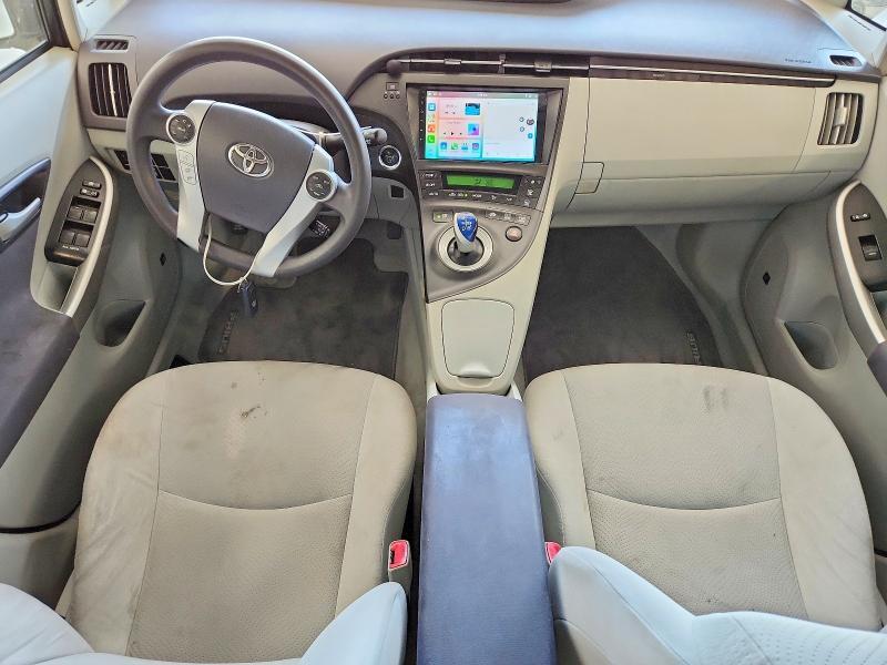 2011 TOYOTA PRIUS THREE — Фото 8 из 12