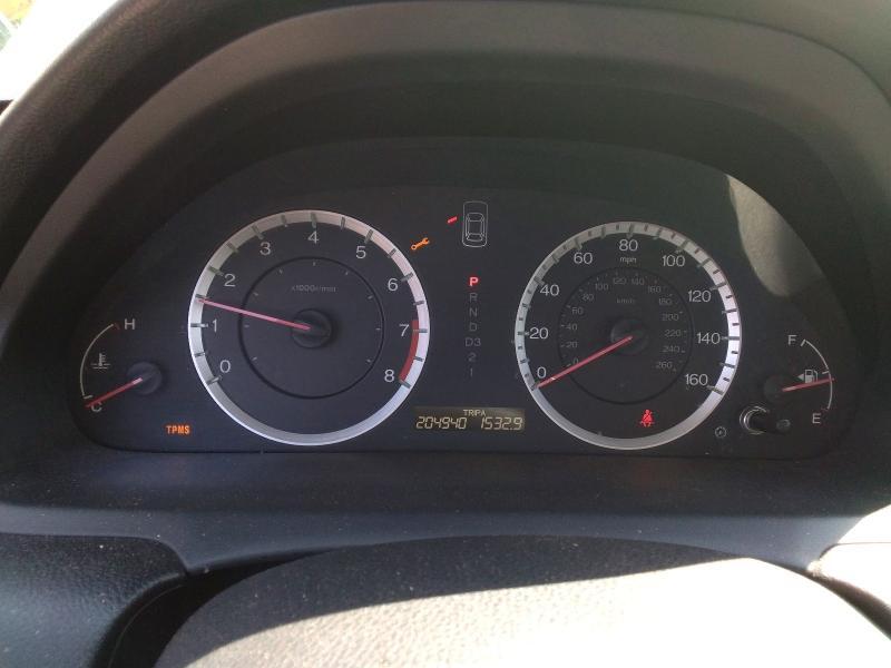 2010 HONDA ACCORD LXP — Фото 9 из 13
