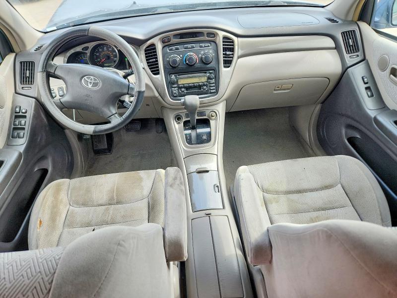 2003 TOYOTA HIGHLANDER LIMITED — Фото 8 из 12