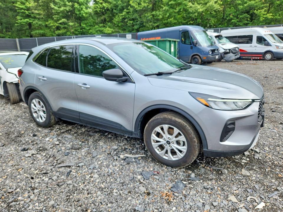 2024 FORD ESCAPE ACTIVE — Фото 4 из 13