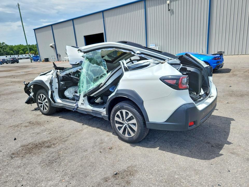 2024 SUBARU OUTBACK PREMIUM — Фото 2 из 13