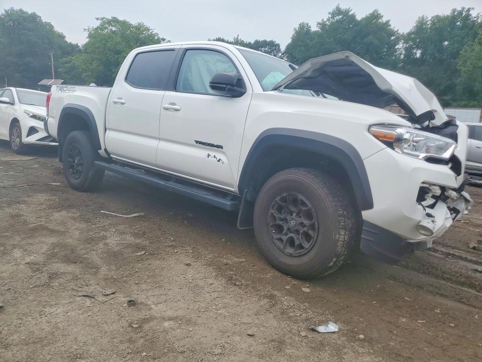 2023 TOYOTA TACOMA SR5 V6 — Фото 4 из 12