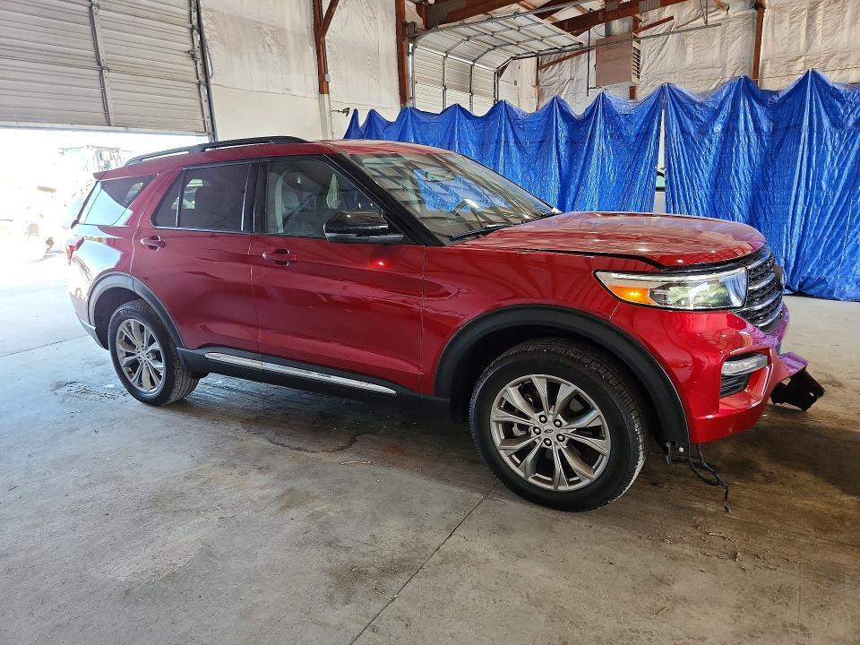 2023 FORD EXPLORER XLT — Фото 4 из 12