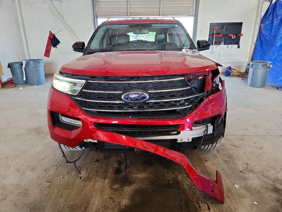 2023 FORD EXPLORER XLT — Фото 5 из 12