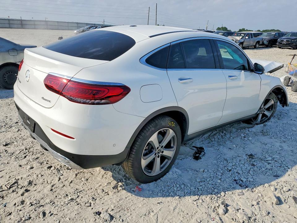 2023 MERCEDES-BENZ GLC COUPE 300 4MATIC — Фото 3 из 13