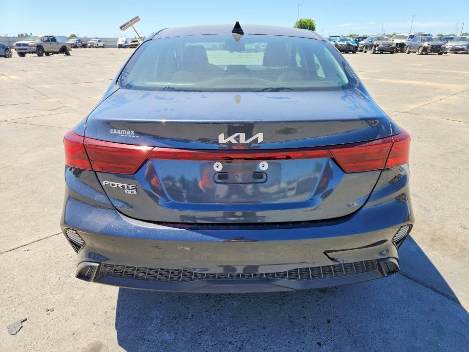2023 KIA FORTE LX — Фото 6 из 13
