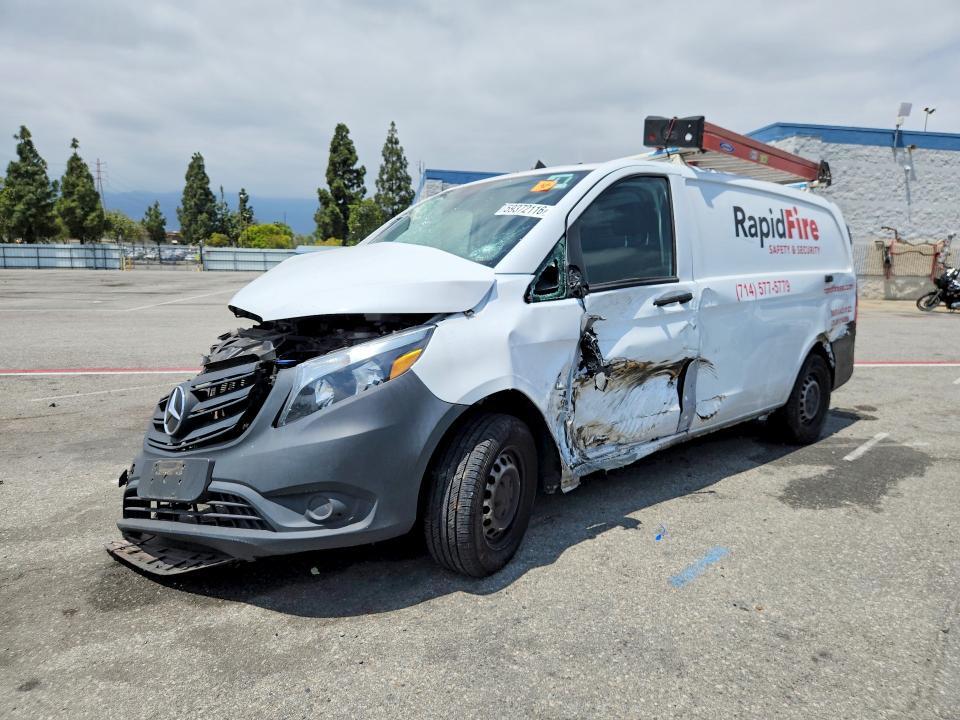 2023 MERCEDES-BENZ METRIS W1YV0BEY0P4359914