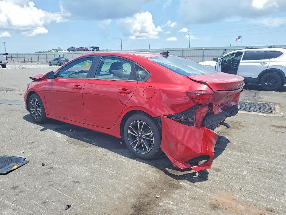2022 KIA FORTE LXS — Фото 2 из 12