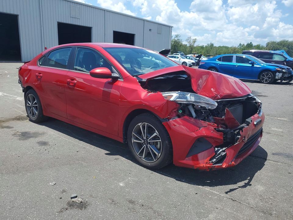 2022 KIA FORTE LXS — Фото 4 из 12