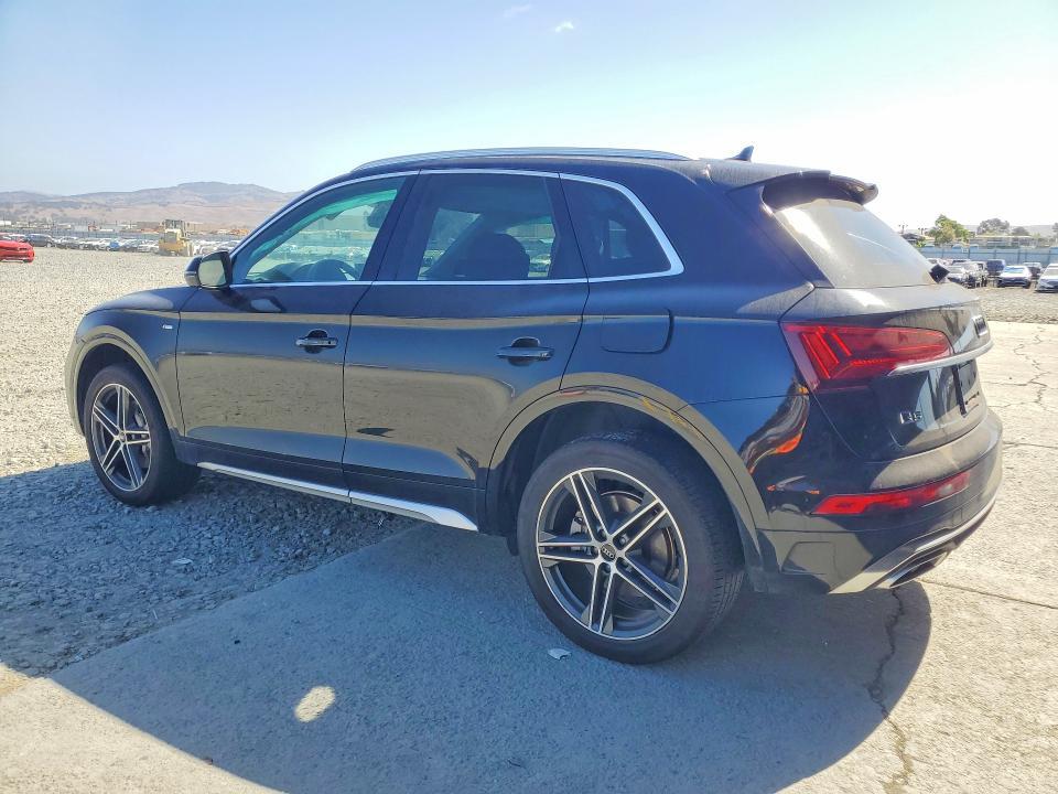 2022 AUDI Q5 E PREMIUM 55 — Фото 2 из 13