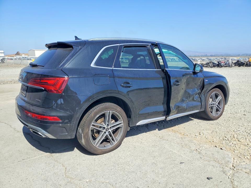 2022 AUDI Q5 E PREMIUM 55 — Фото 3 из 13
