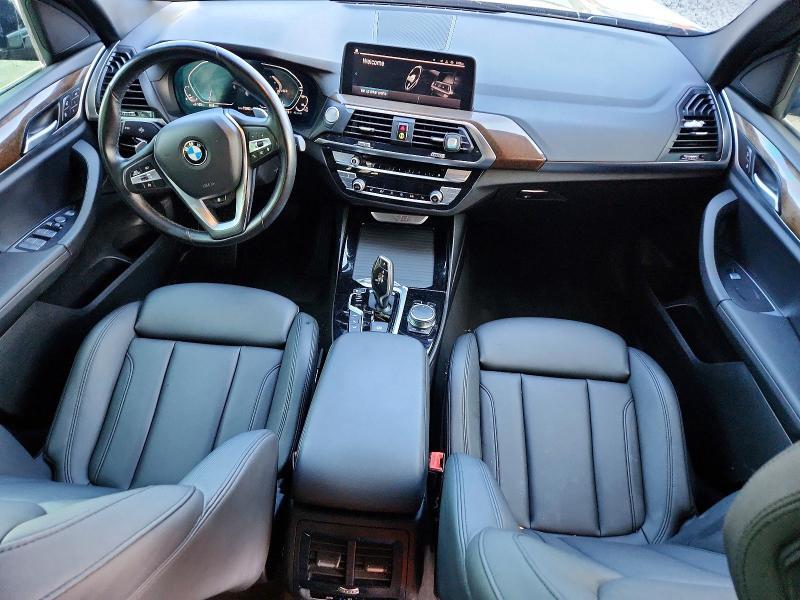 2021 BMW X3 XDRIVE30E — Фото 8 из 13