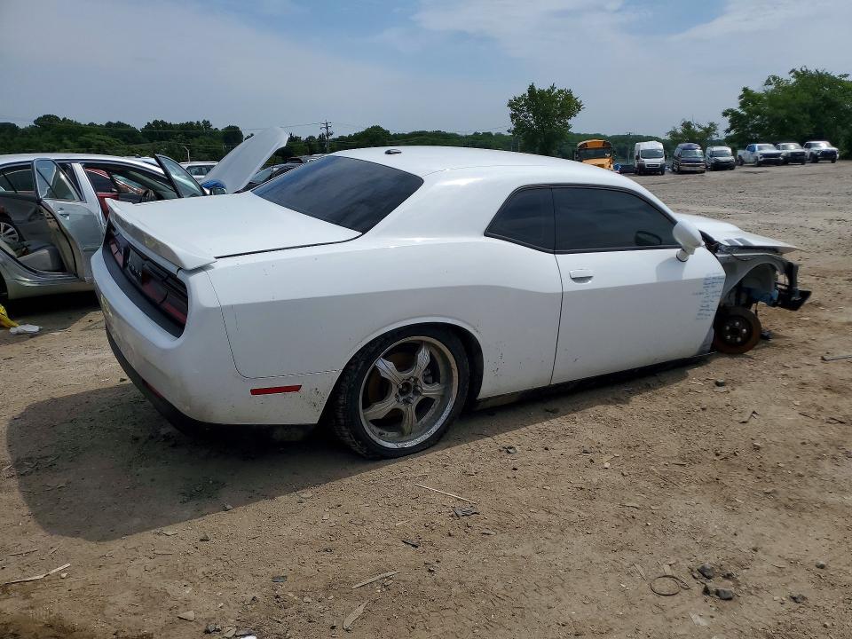 2021 DODGE CHALLENGER R/T — Фото 3 из 12