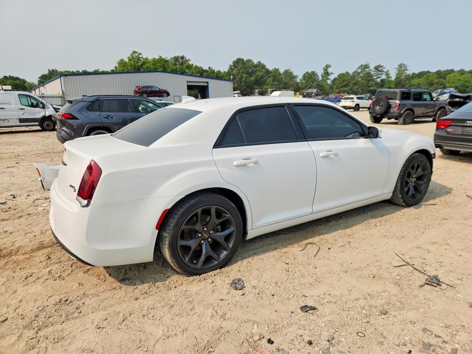 2021 CHRYSLER 300 S — Фото 3 из 13