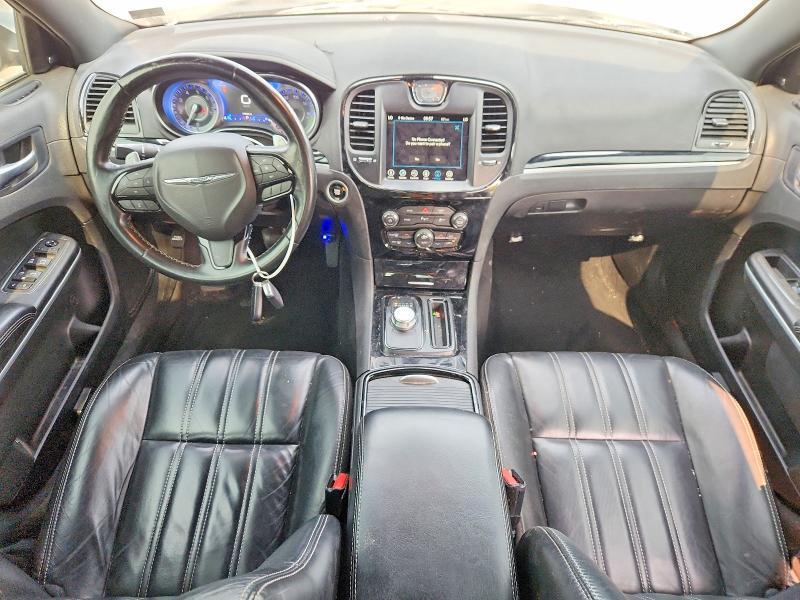 2021 CHRYSLER 300 S — Фото 8 из 13
