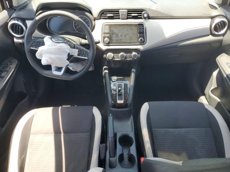 2021 NISSAN VERSA SV — Фото 8 из 13