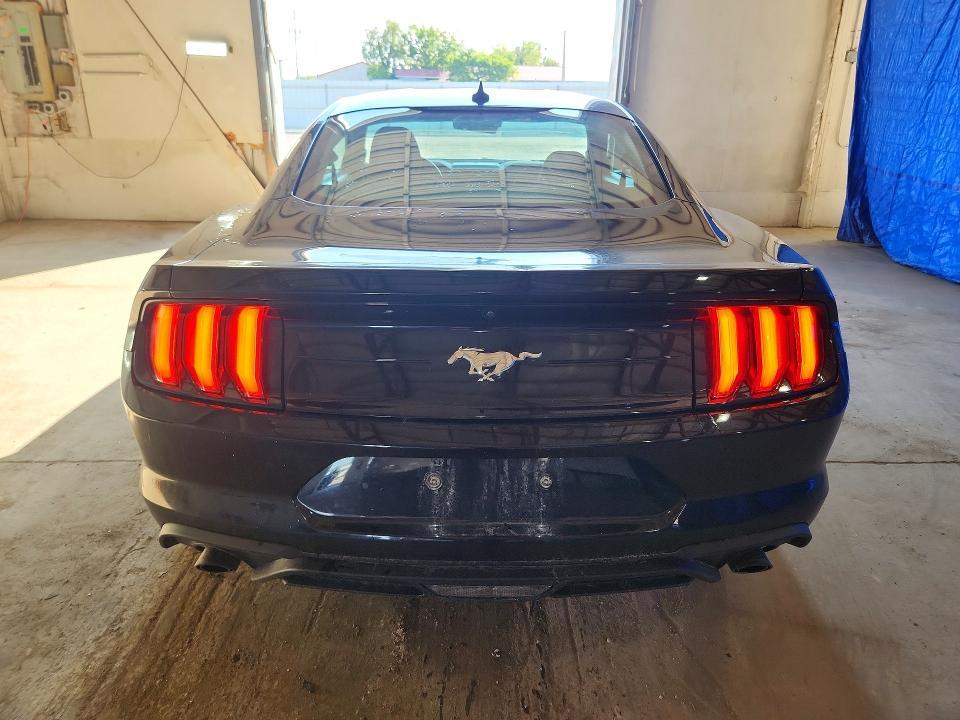 2021 FORD MUSTANG — Фото 6 из 12