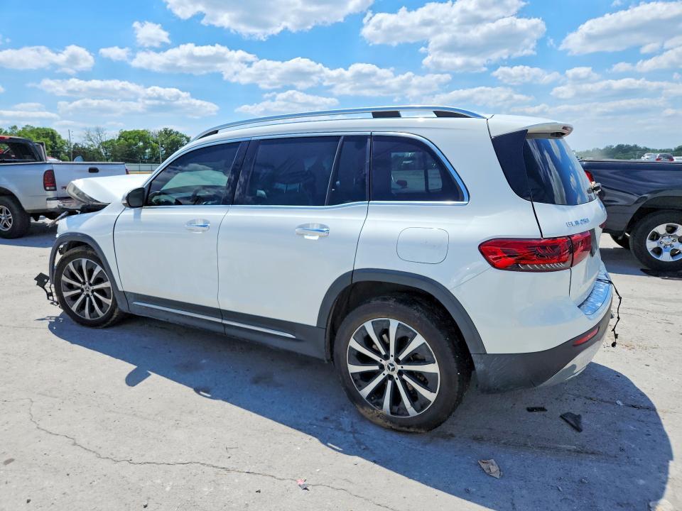 2021 MERCEDES-BENZ GLB 250 4MATIC — Фото 2 из 13