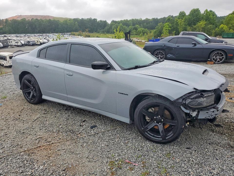 2021 DODGE CHARGER R/T — Фото 4 из 12