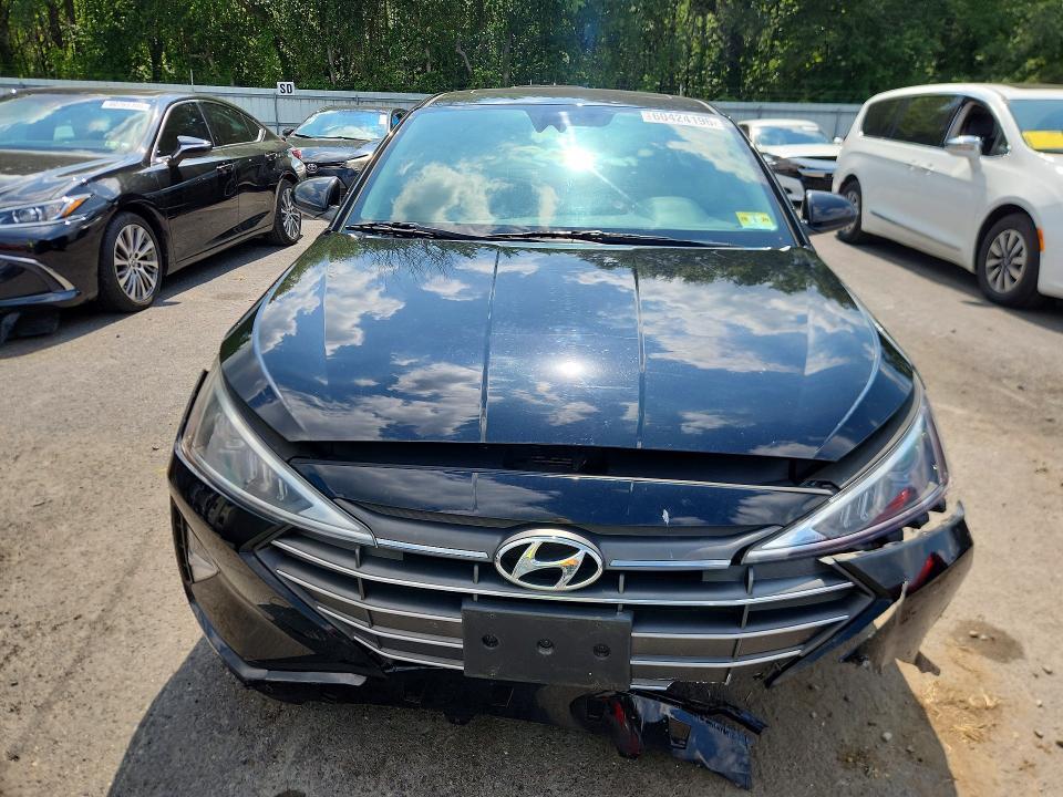 2020 HYUNDAI ELANTRA VALUE EDITION — Фото 5 из 12