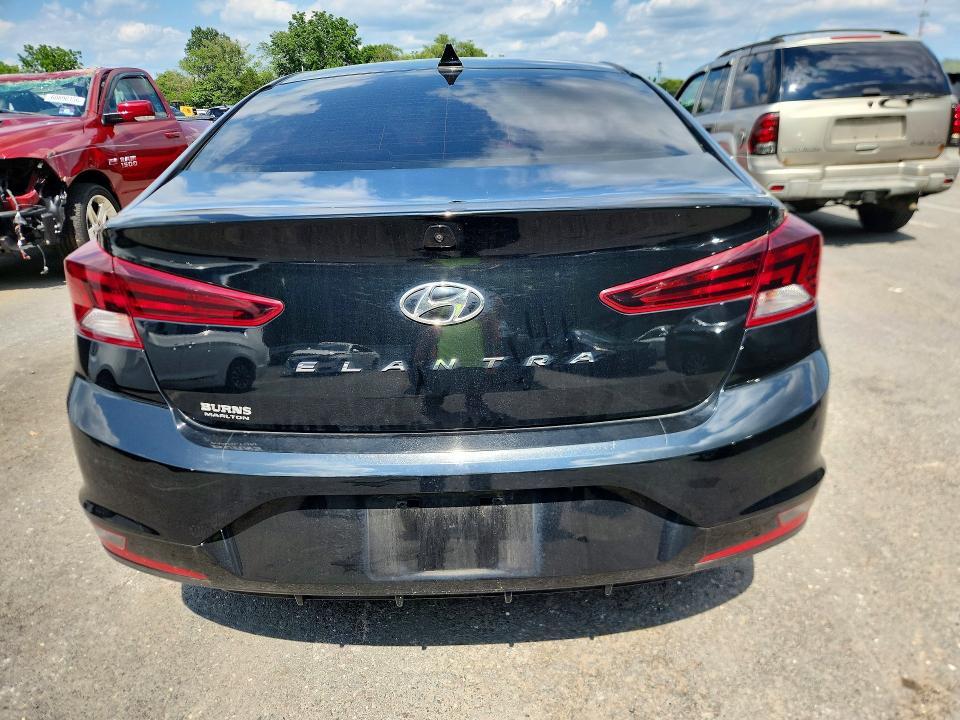 2020 HYUNDAI ELANTRA VALUE EDITION — Фото 6 из 12