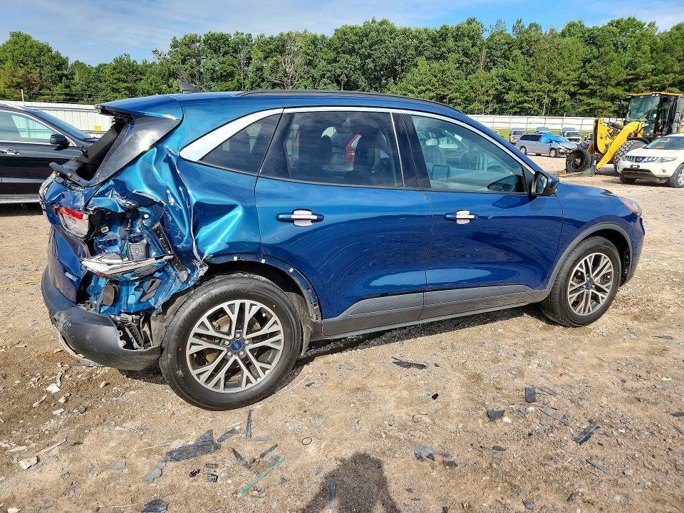 2020 FORD ESCAPE SEL — Фото 3 из 14